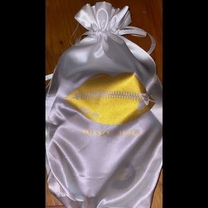 Moderate plunge misses kisses bra bridal kit